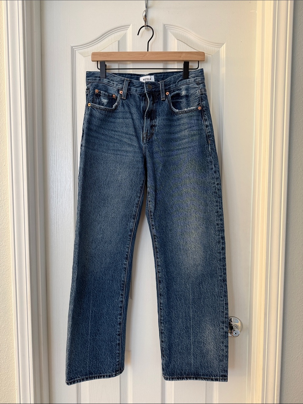 Pistola Lexi distressed crop barrel jeans - Picture 2 of 4